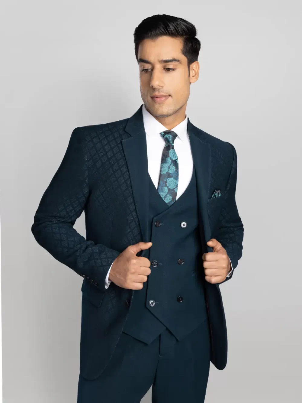 Men's 5 piece Textured Tuxedo Suit