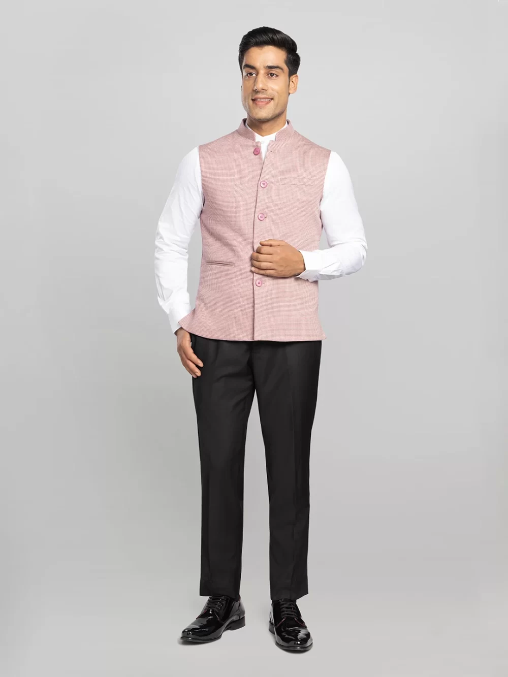 Slim Fit Textured Nehru Men's Bundi Jacket - Light Pink