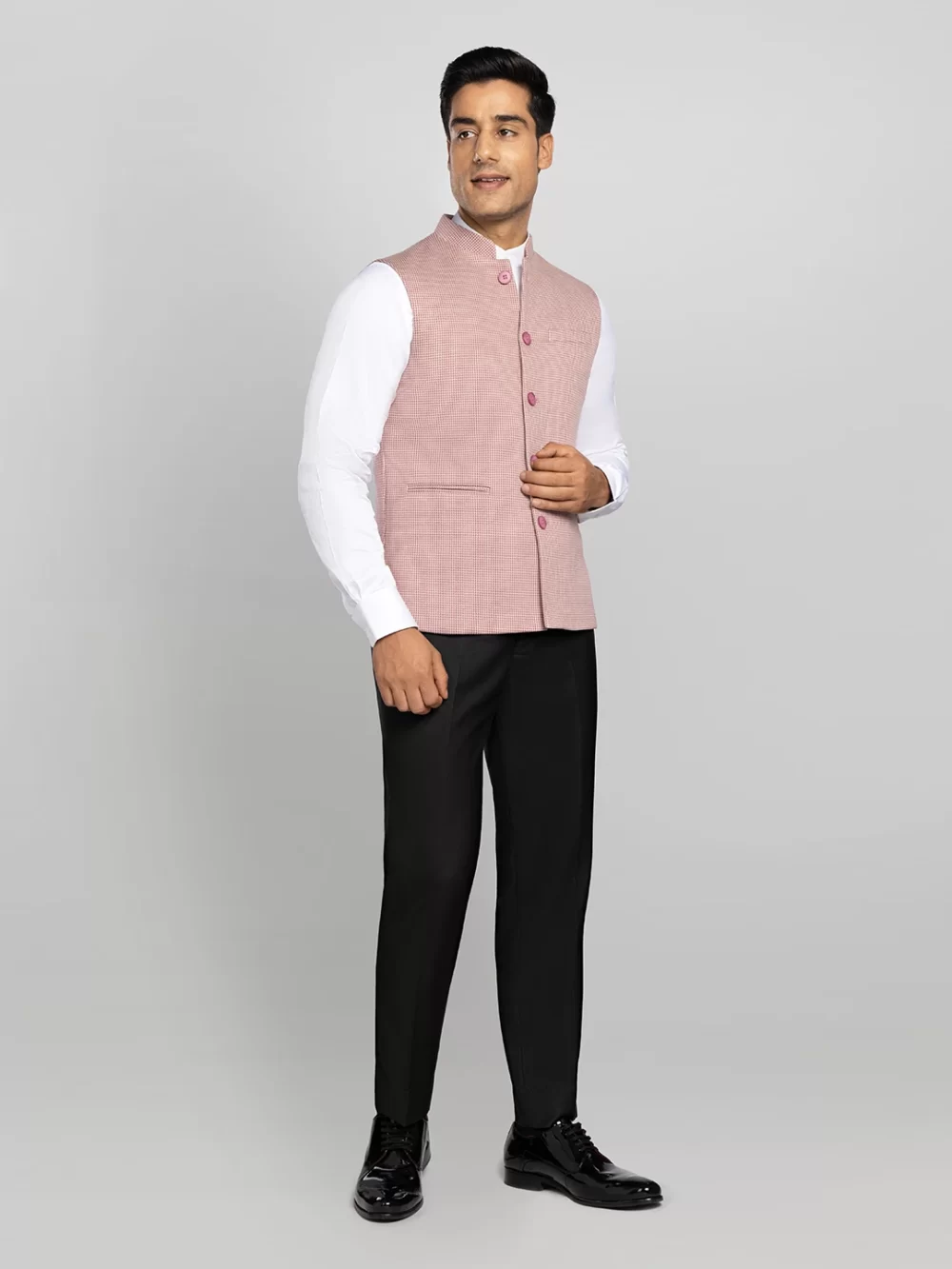 Slim Fit Textured Nehru Men's Bundi Jacket - Light Pink